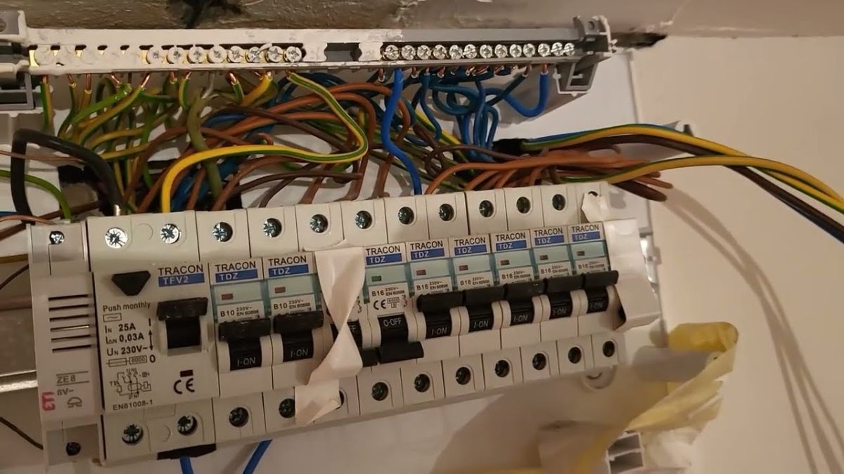 Prečo je dôležité mať kvalitnú elektroinštaláciu? Inšpirácie z premeny nedostatkov na bezpečnosť