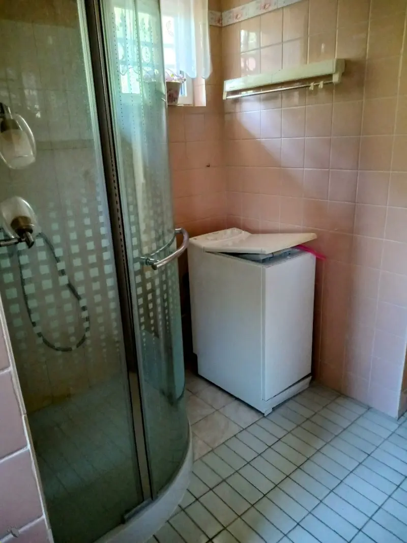 Prenájom pekný RD, záhrada 4á, terasa, krb, horský park, parkovanie – foto 14