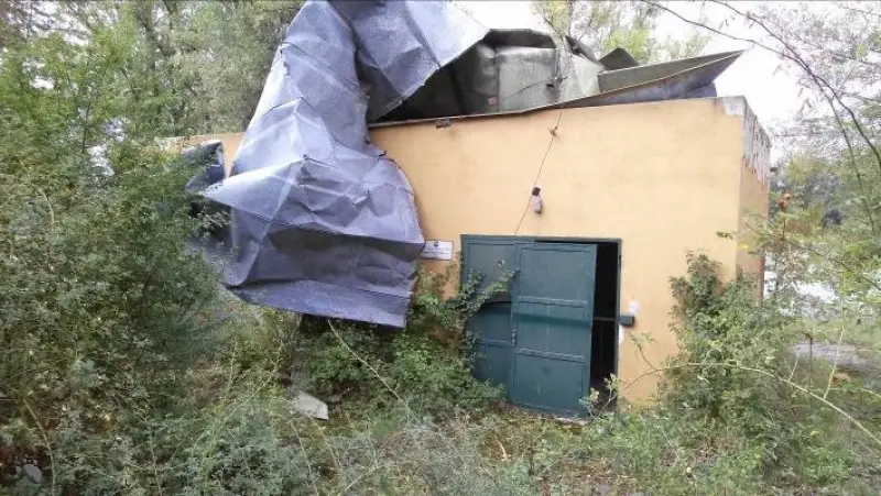 Budova čerpacej stanice s pozemkami – foto 2