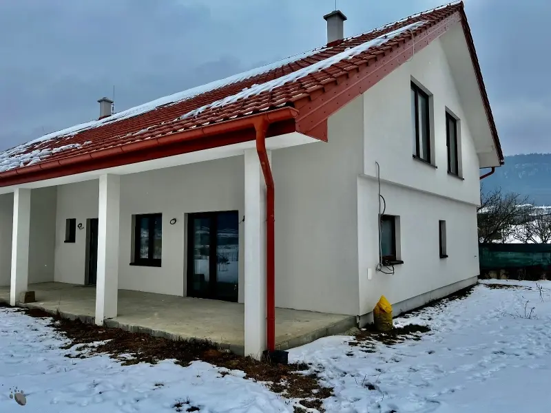 Moderná 5‑izbová novostavba, 464 m², Fintice, PO – foto 2