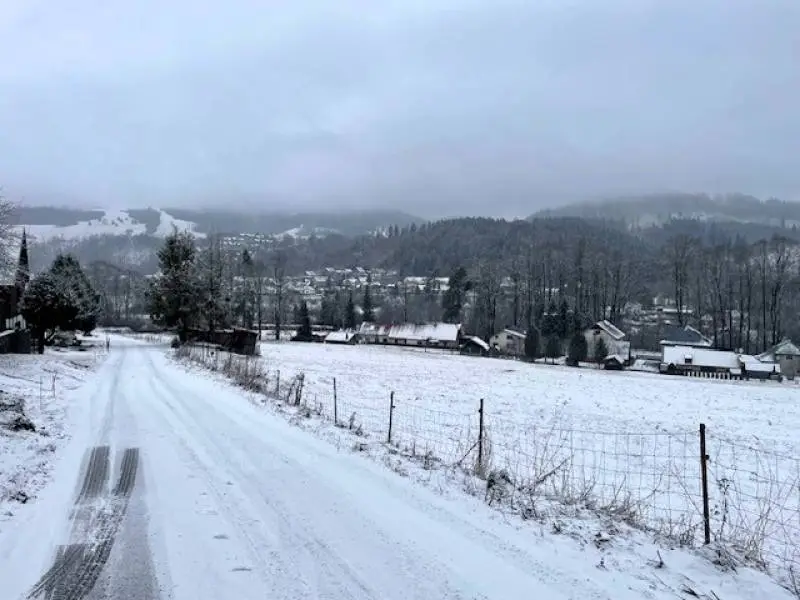 Konečne Krásna nová voňavá chatka v Brezne-Padličkovo – foto 12