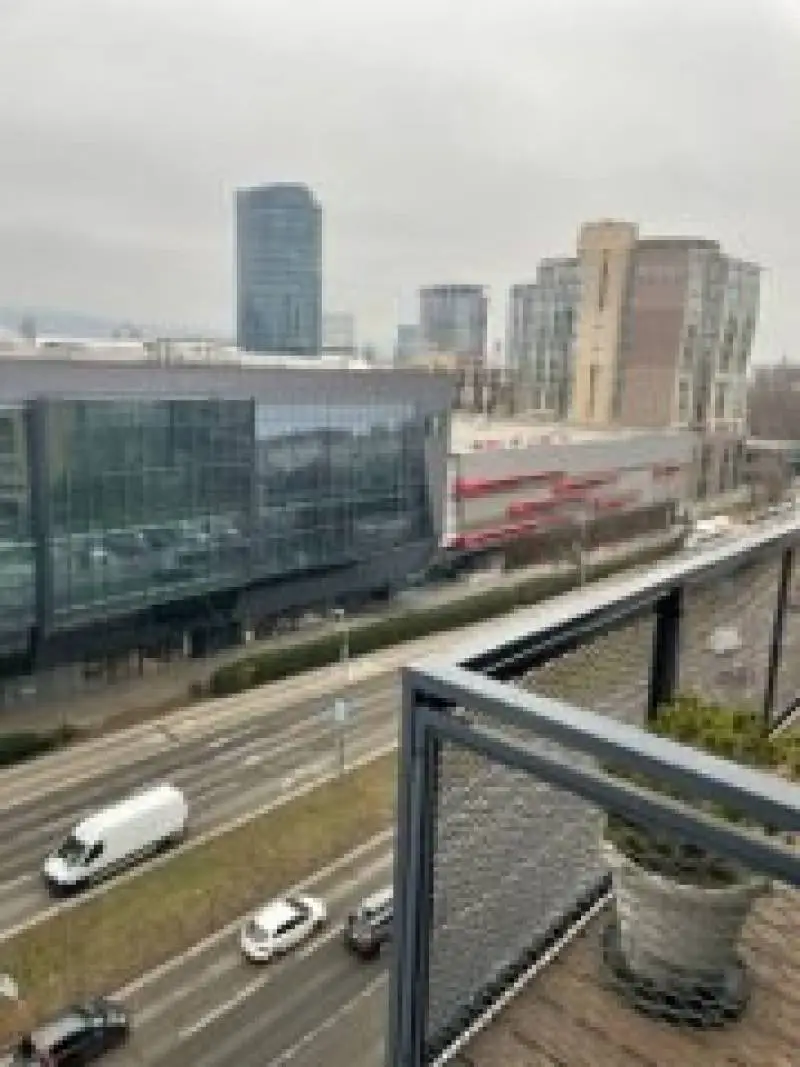 Luxusné mestské bývanie s veľkorysou terasou – 3-izbový byt, trnavské Mýto Novostavba, 122 m² – foto 13