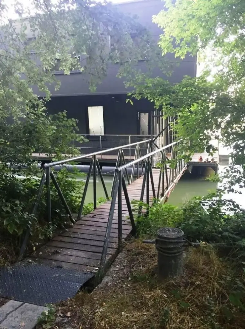 Kúpte si štýlový hausbót – foto 3