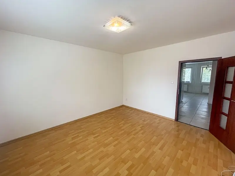Dvojizbový byt na prenájom, Vráble – foto 5