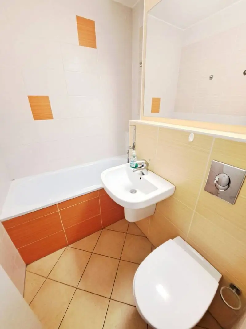 Prenájom dvojkancelárie (50 m²) po rek. Seberiniho ul. Ružinov – foto 4
