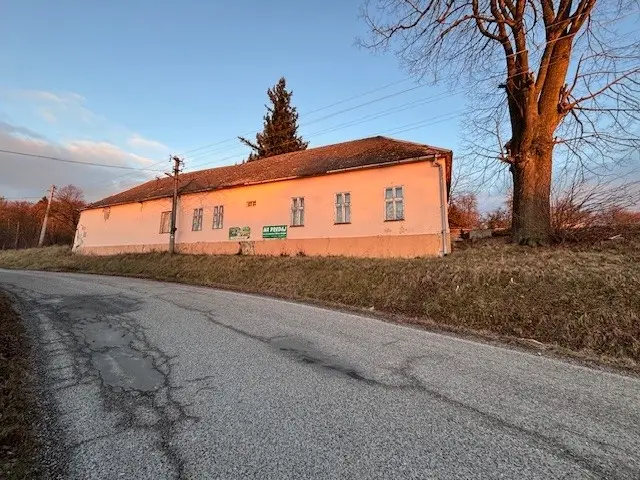 Na predaj priestranný dom v rekreačnej oblasti Stará Myjava. – foto 12