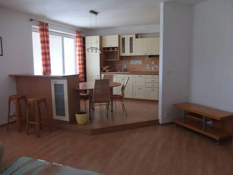 Veľký 2-izbový byt Ružinov zariadený podľa Feng-shui – foto 2