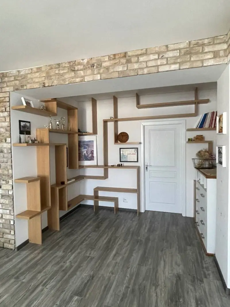 Tichý nadčasový 2 izbový byt pre mladý par – foto 3