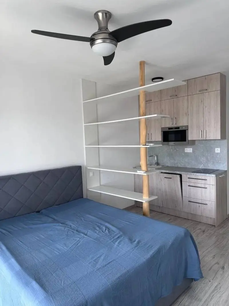 Moderný klimatizovaný 1-izbový byt s panoramatickým výhľadom v slnečniciach, zuzany chalupovej – foto 8
