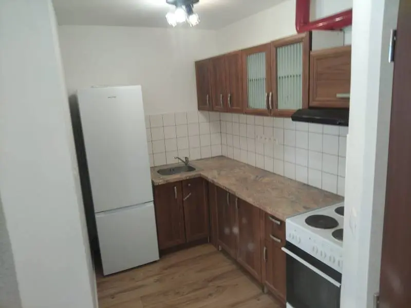 Štúdio 42m² s Kuchyňou a kúpeľňou, klíma, energie+internet v cene, Pezinok SNP – foto 5