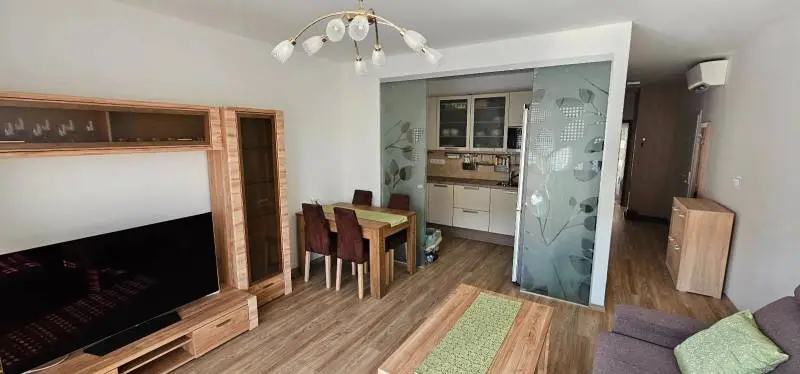 Exkluzívne na prenájom – Štýlový 2-izbový byt s garážou a loggiou v TOP lokalite račianske MÝTO – foto 3