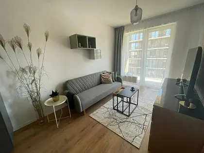 Nový štýlový 1,5-izbový byt v slnečniciach – Klimatizácia, loggia, parking