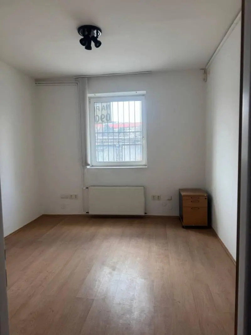 Predame administrativnu budovu-znížena cena 850tis – foto 4