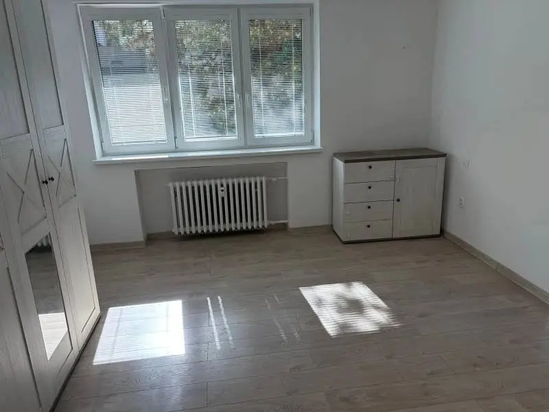 Priestranný 3-izbový byt PO rekonštrukcii – 500 Bytov, Pavlovova – foto 5