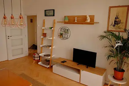 Svetlý 2-izbový byt s panoramatickým výhľadom pri Poluse – 850 € Vrátane energií Svetlý 2-izbový