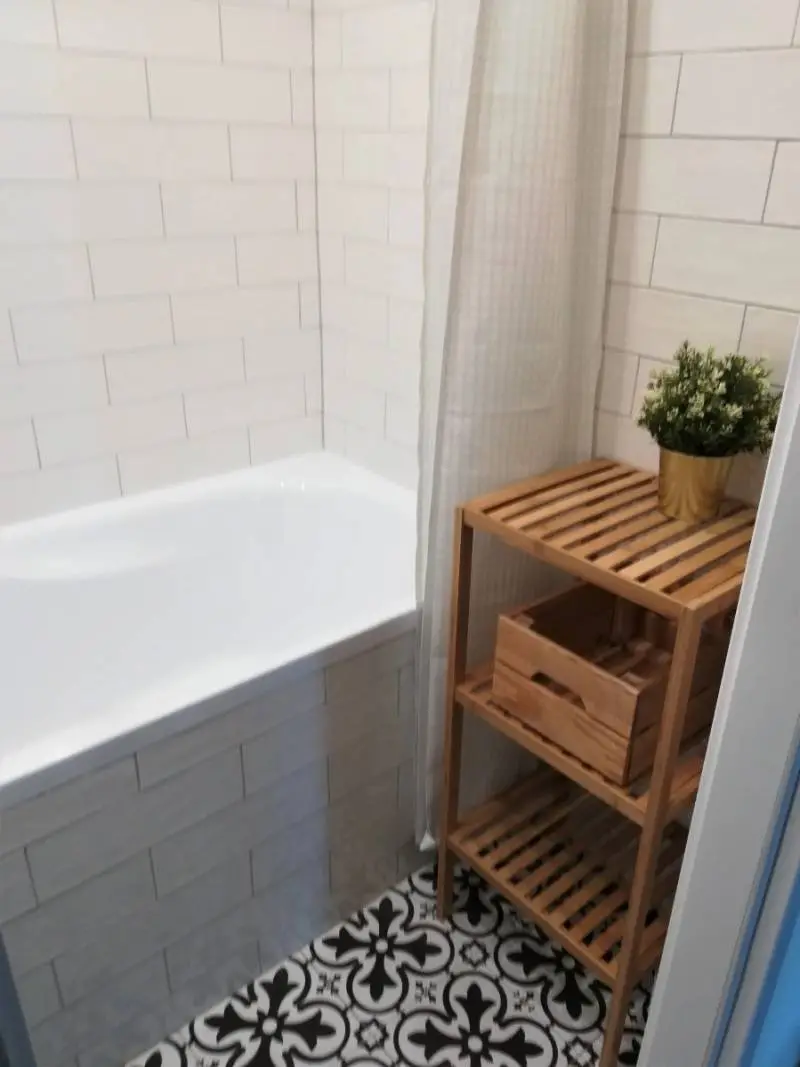 Svetlý 2-izbový byt s panoramatickým výhľadom pri Poluse – 850 € Vrátane energií Svetlý 2-izbový – foto 10