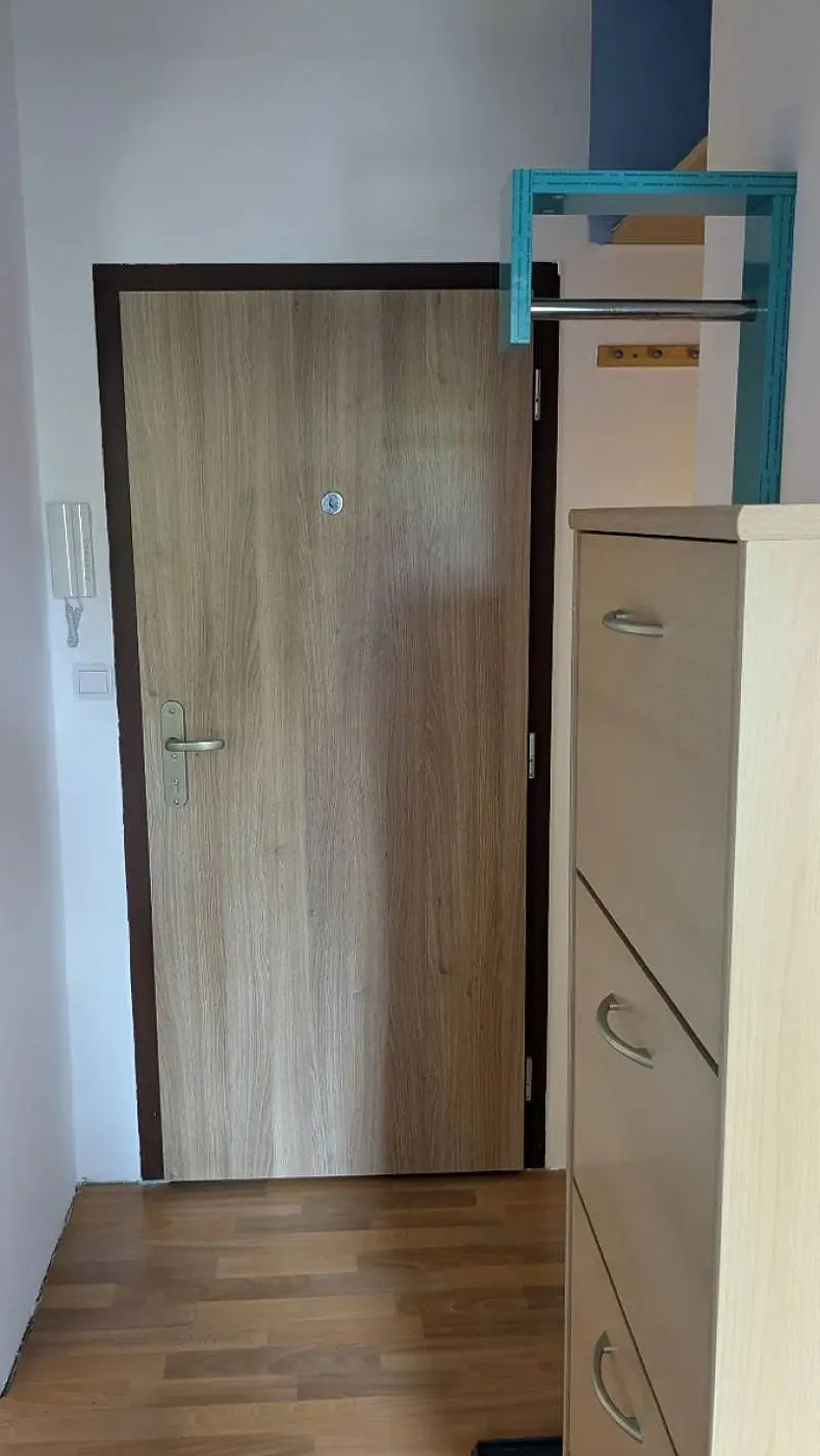 Prenájom 1,5-izbového bytu v Ružinove – Ostredky (ostredková ul.) Ponúkame na dlhodobý prenájom – foto 8