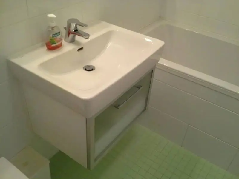 Tomášikova – Koloseo, 1-izbový byt s výhľadom na jazero kuchajda, loggia 7 m², kompletne zariadený – foto 11