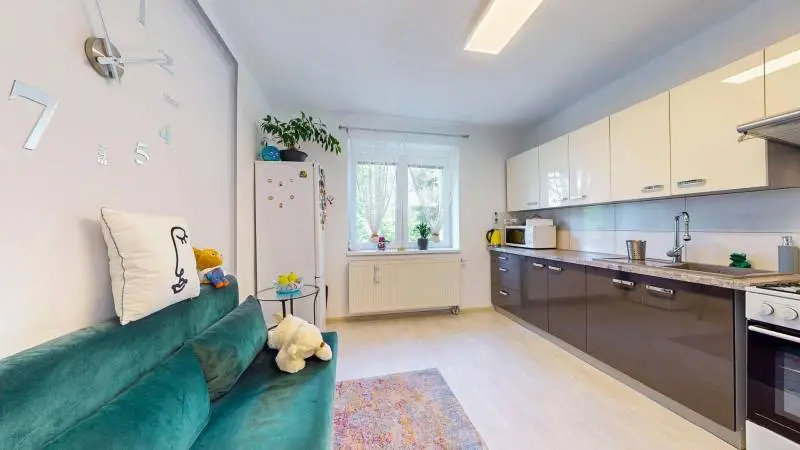 2 - Izbový byt po úplnej rekonštrukcii v Handlovej – foto 9