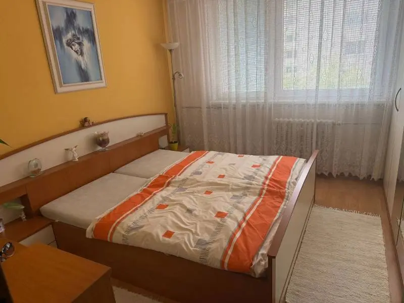 Petržalka – Mamateyova, veľký 3-izbový byt (72,6 m²), 3 samostatné izby, loggia – foto 12