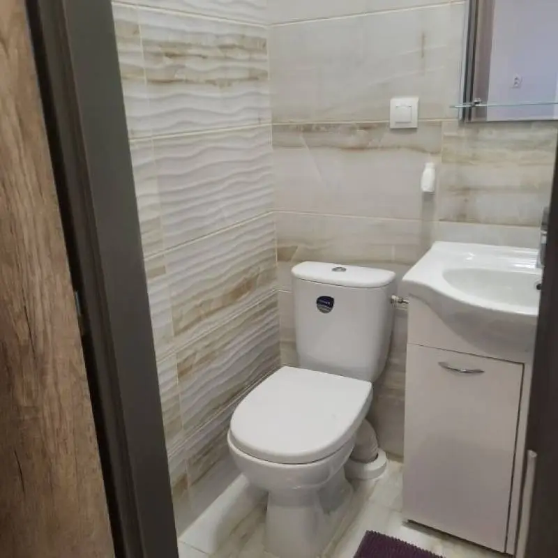 Prenájom, moderná garsónka v novostavbe, ihneď Voľná, Hradská – Vrakuňa – foto 4