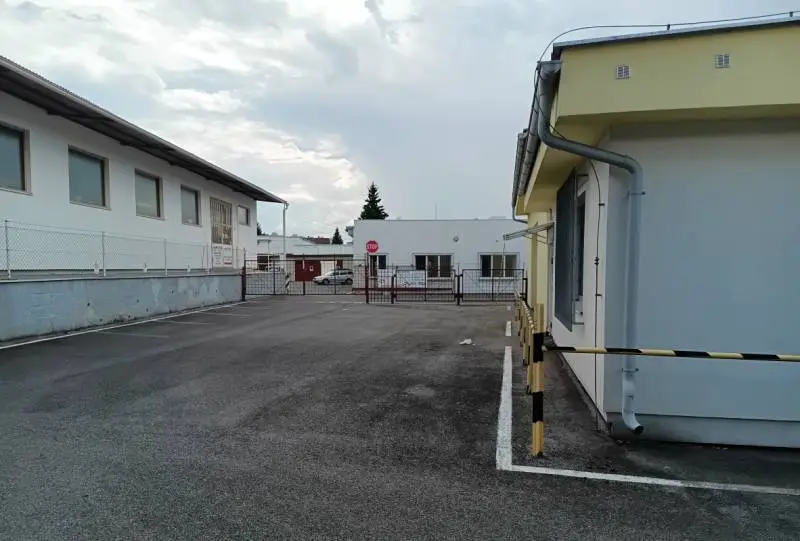 Predaj - Polyfunkčný objekt / areál - Necpalská cesta 34 e – Prievidza – foto 6