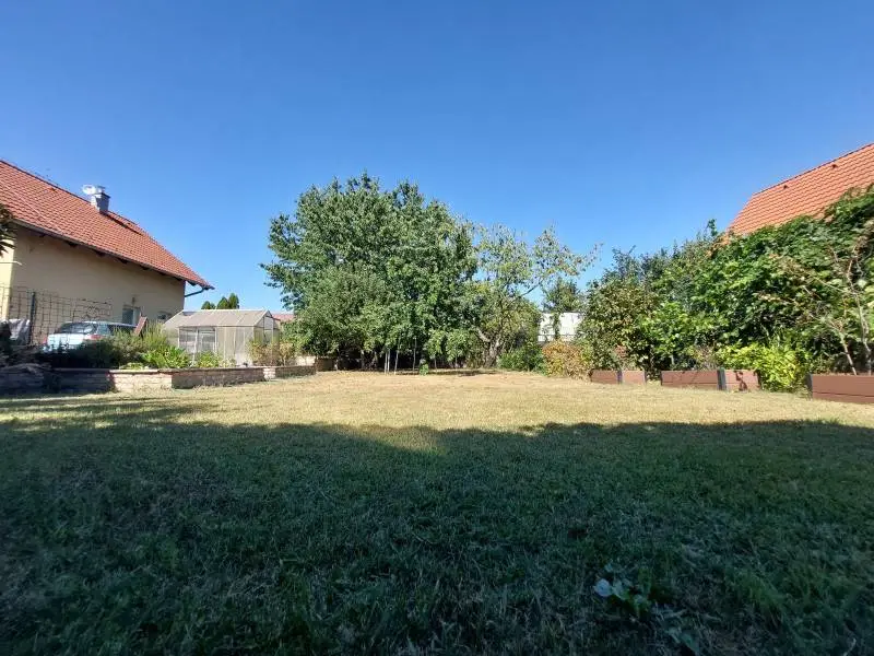 Súkromný relax pri Veľkom jazere – 338 M² v Rovinke, pláž vzdialená len 85 m – foto 2