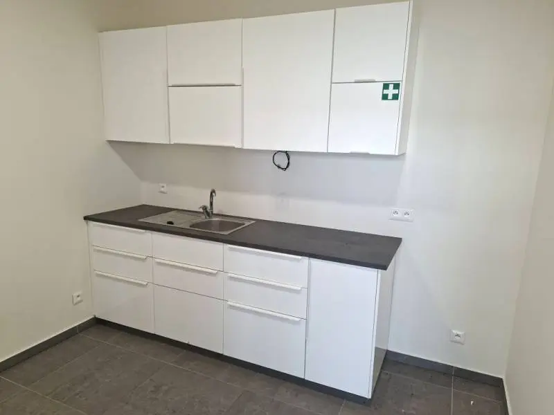 Prenájom obch. – Prevádzkového priestoru (440 m²) na Račianskej, Krasňany – foto 6
