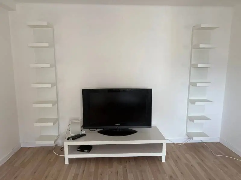 Staré mesto – Grösslingova, rekonštruovaný 2,5-izbový byt, 60 m², kompletne zariadený – foto 8
