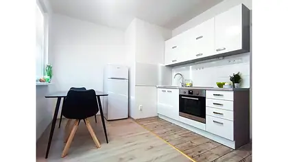 Predám pekný jednoizbový byt na Považskej 36 v Košiciach.