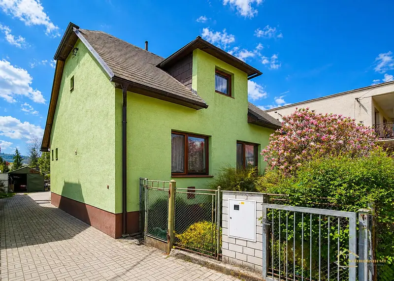 Rodinný dom – Horné Kočkovce (Púchov), pozemok 768 m² – foto 2