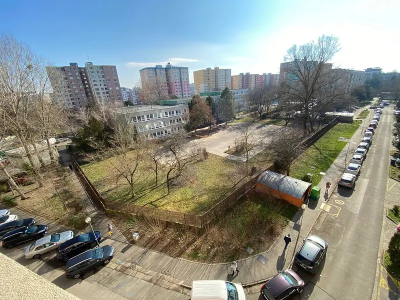 Prenájom – Slnečná garsónka s veľkou loggiou po rekonštrukcii, Lachova ulica – foto 10
