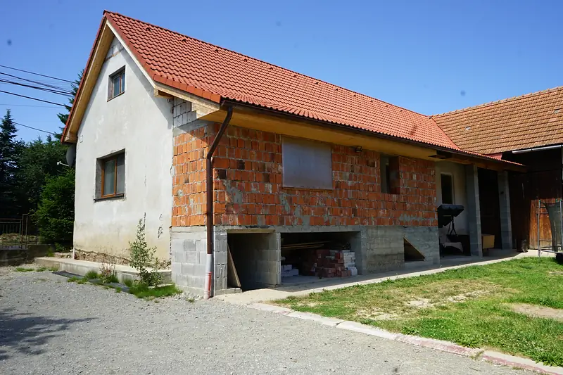 Zrrekonštruovaný RD s rovinatým pozemkom /1673 m² / Hriňová – foto 10