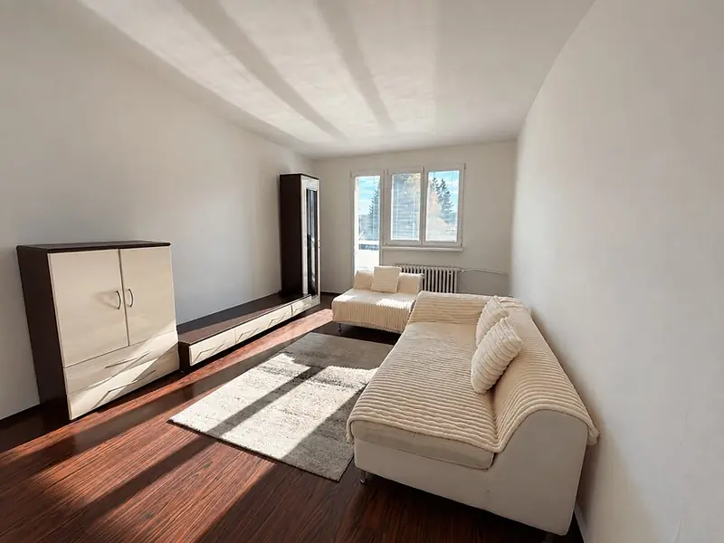 3-izbový slnečný byt (výmera 74,40 m²) + lodžia – foto 4