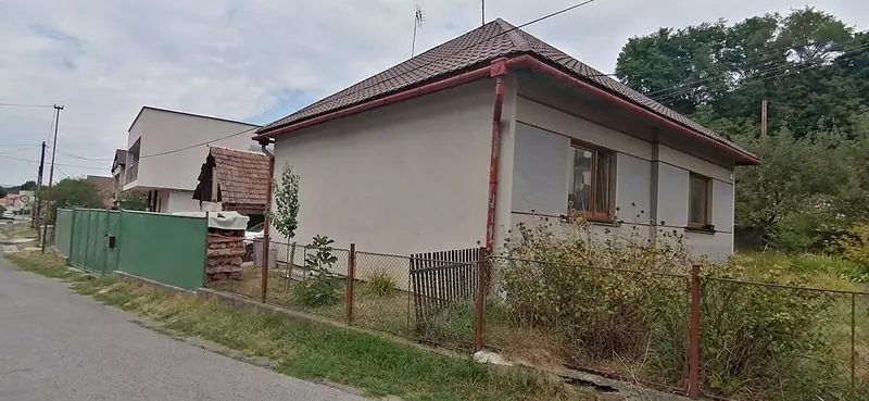 Rodinný dom v obci Poniky na rovinatom pozemku 705 m² – foto 2