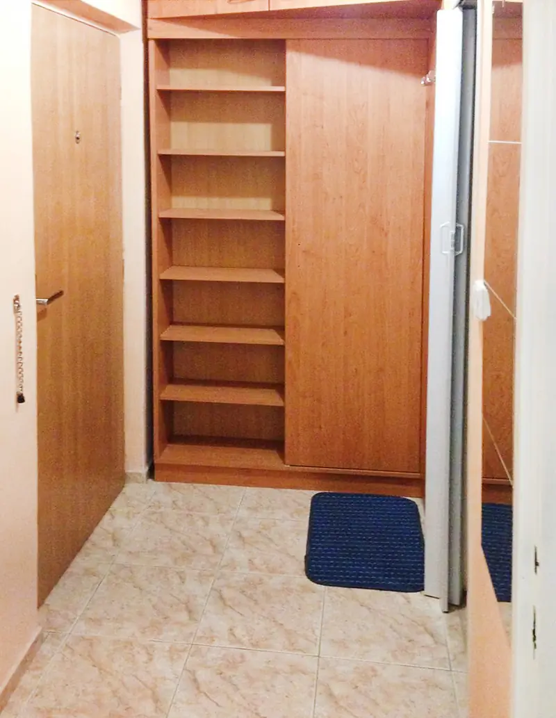 Ponúkame na prenájom slnečný 1-izbový byt s loggiou na Rosnej ul. – foto 4