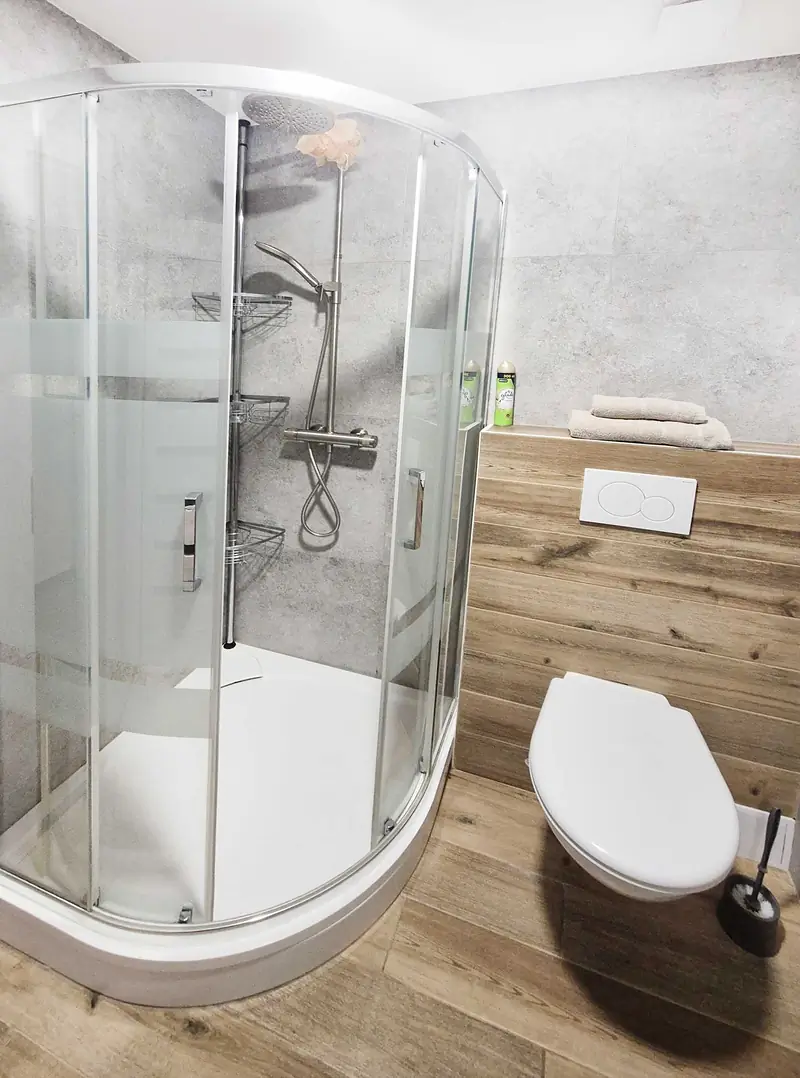 Ponúkame na prenájom veľký rodinný dom so zariadením v Košických Oľšanoch. – foto 6