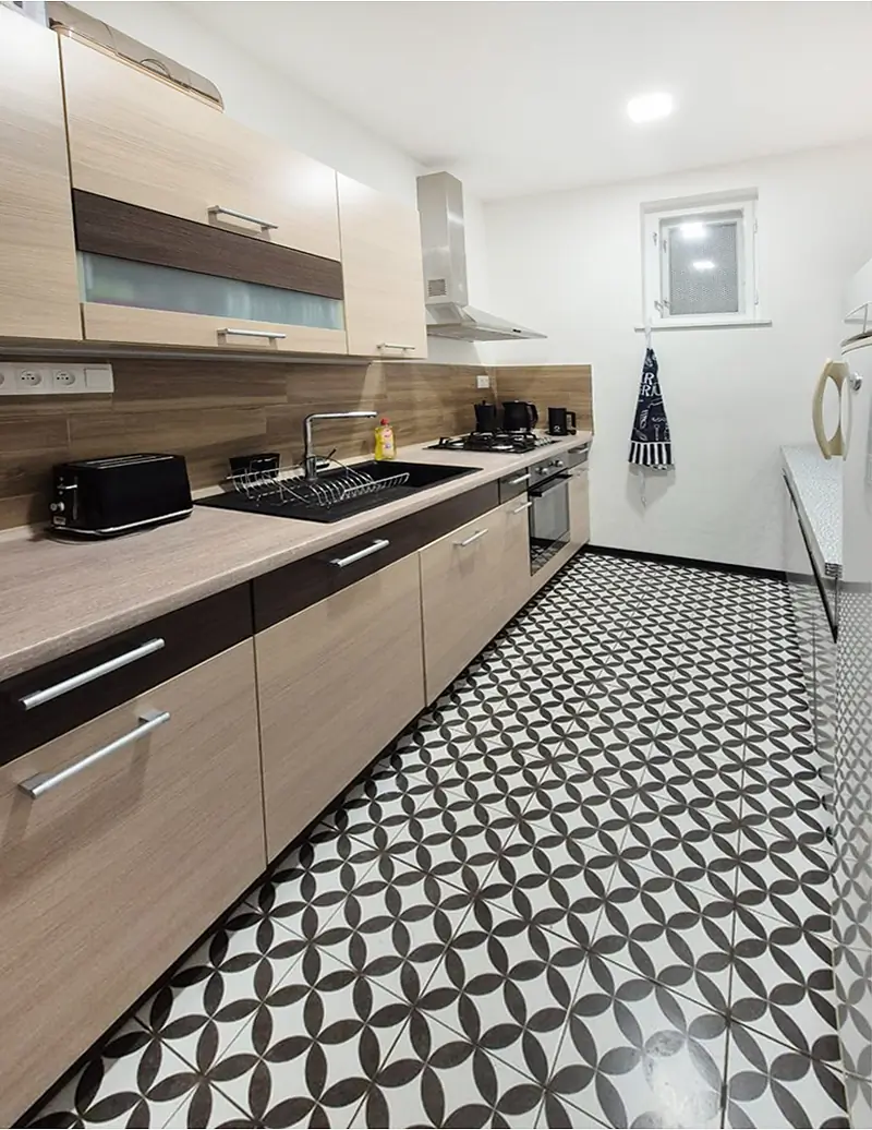 Ponúkame na prenájom veľký rodinný dom so zariadením v Košických Oľšanoch. – foto 2