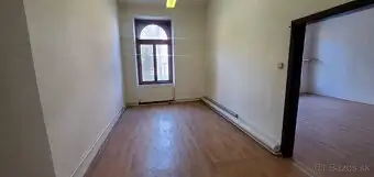 Prenájom nebytového priestoru od 27 m² – Košice, staré mesto