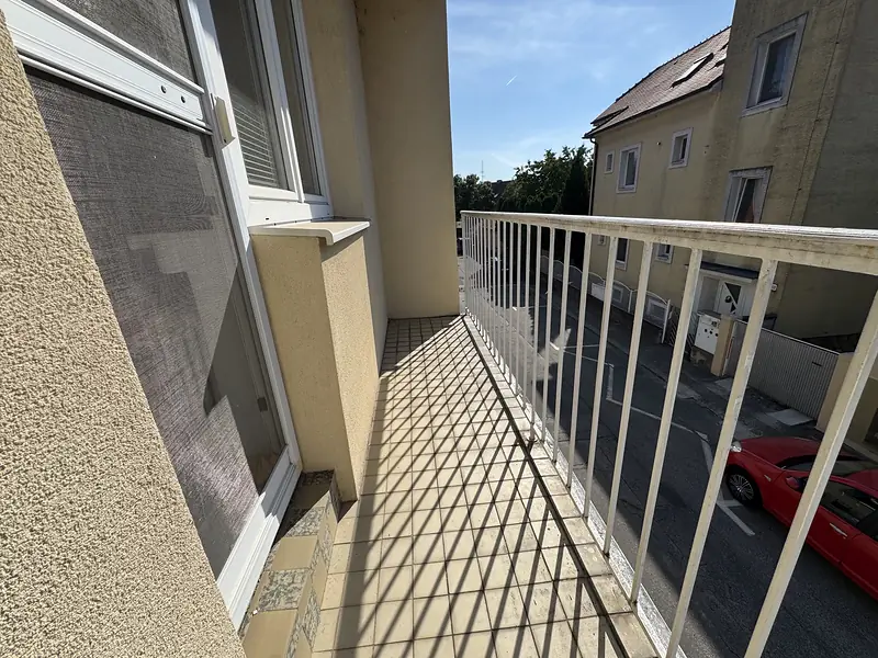 Veľký priestor, záhrada, garáž a potenciál vytvoriť si bývanie podľa seba – foto 7