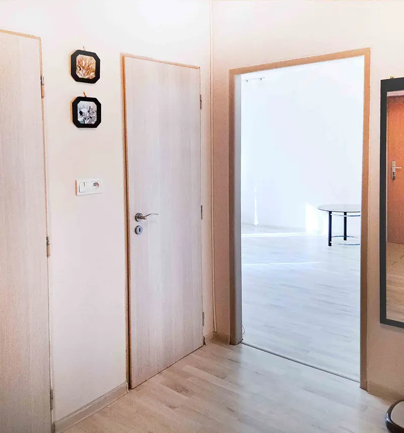 Ponúkame na prenájom 3-izbový byt s lodžiou na tr. SNP – Terasa. – foto 7