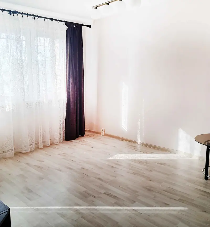 Ponúkame na prenájom 3-izbový byt s lodžiou na tr. SNP – Terasa. – foto 5