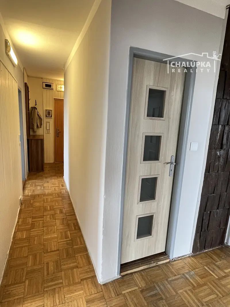 Prenájom 3-izbového bytu na ulici Jána Hollého v Trenčíne – foto 5
