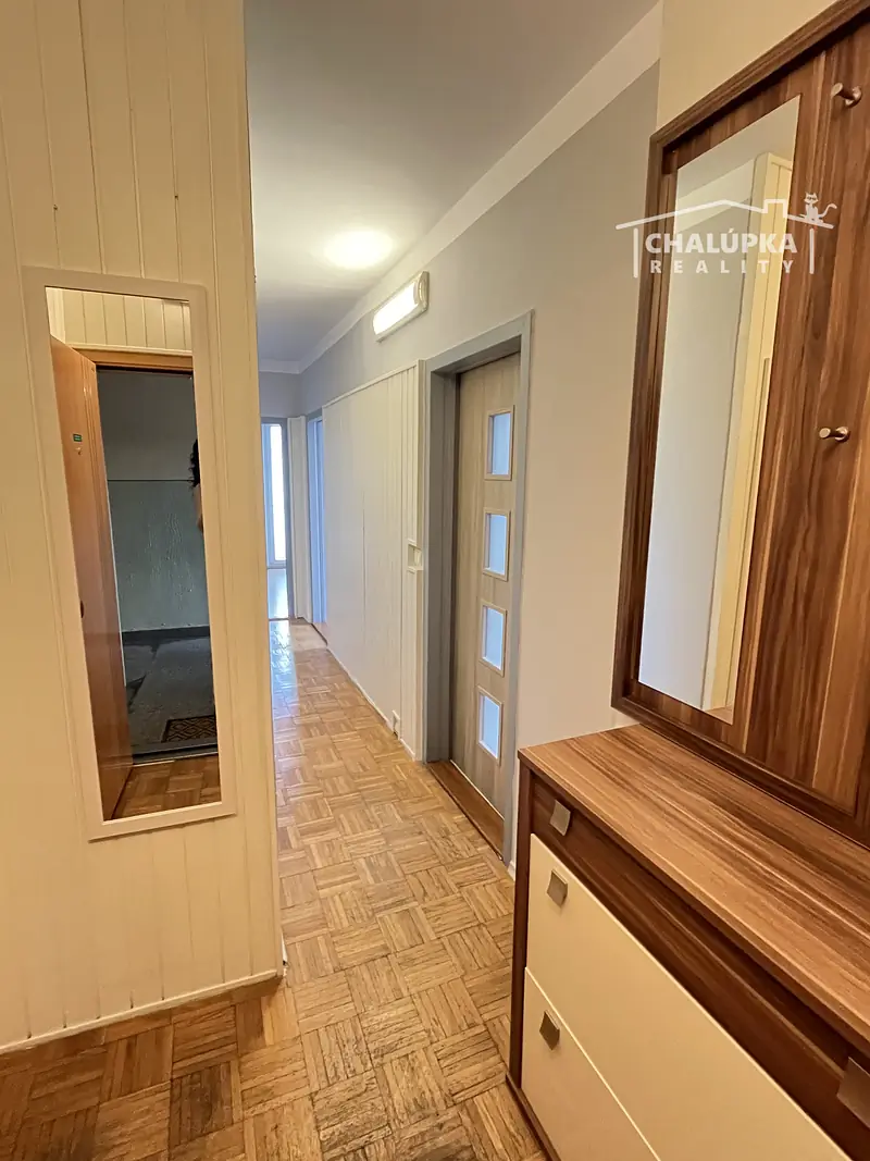 Prenájom 3-izbového bytu na ulici Jána Hollého v Trenčíne – foto 6