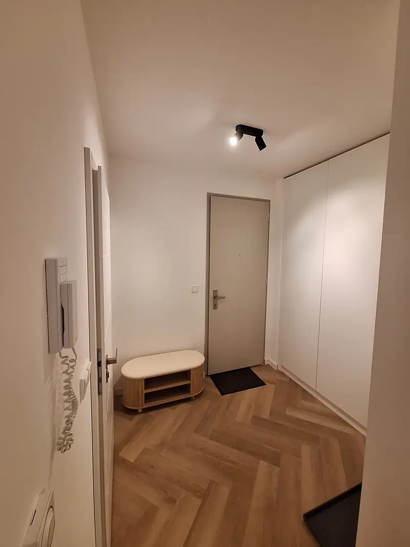 1-izbový byt s balkónom a garážovým parkovaním – foto 10