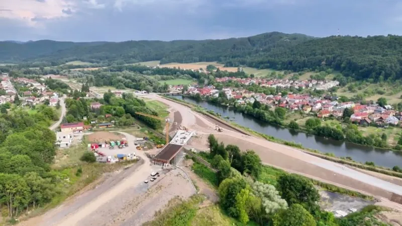 Výstavba rýchlostnej cesty R1 a jej vplyv na dopravu v Banskej Bystrici
